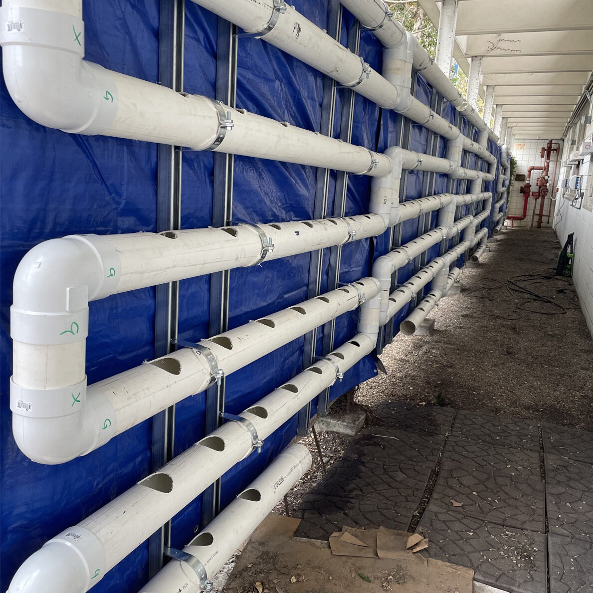 Hydroponic farm pipes